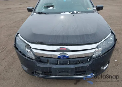 2011 Ford Fusion Sel z USA, uszkodzony, nr VIN 3FAHP0JG7BR277375